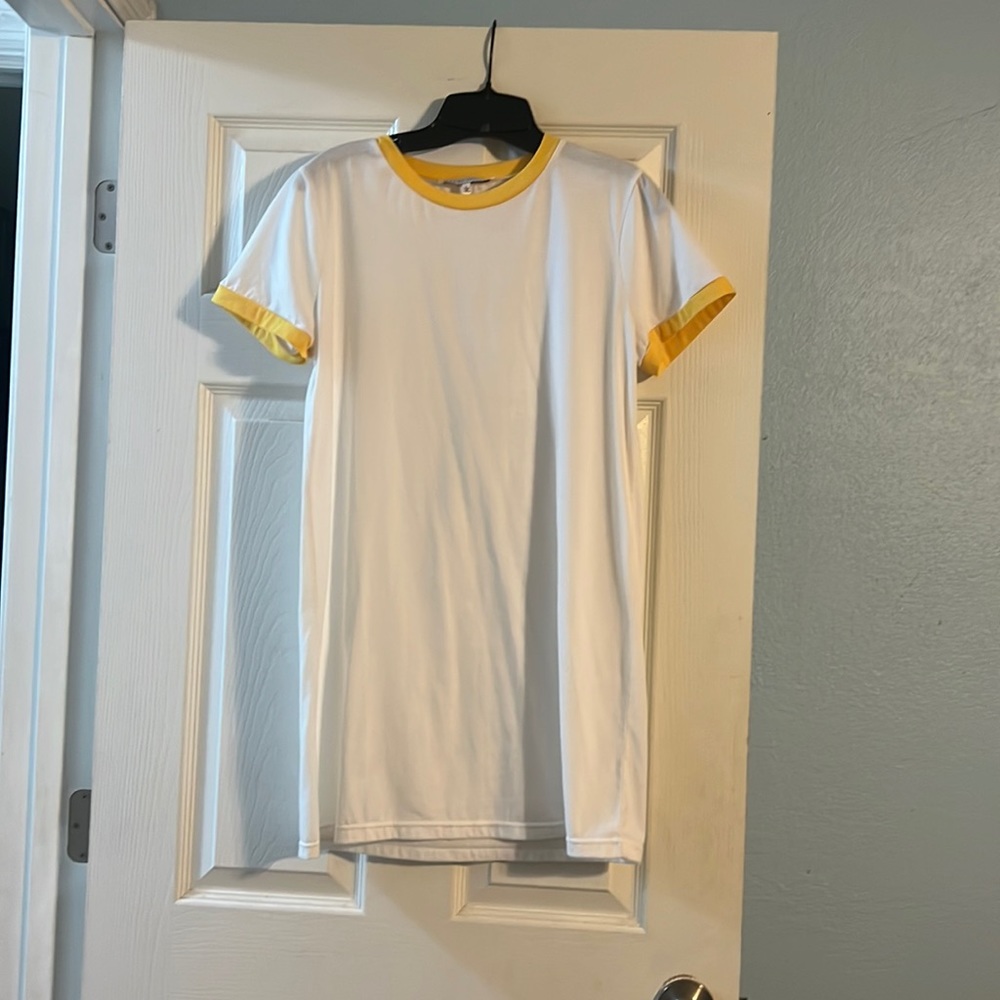 White long dress shirt